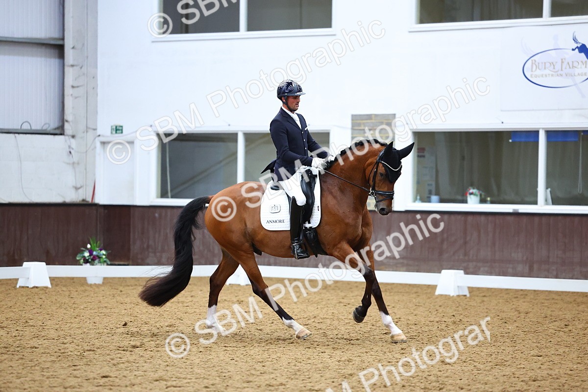 SBM_006636 - Class 5 - novice 6 - 12.04-13.07