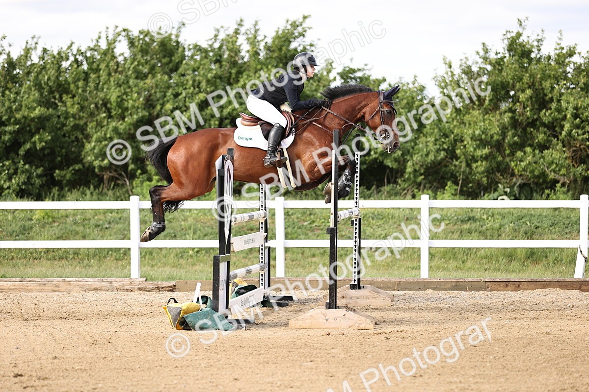 SBM_003677 - Class 13 - Senior Foxhunter - 1.20m