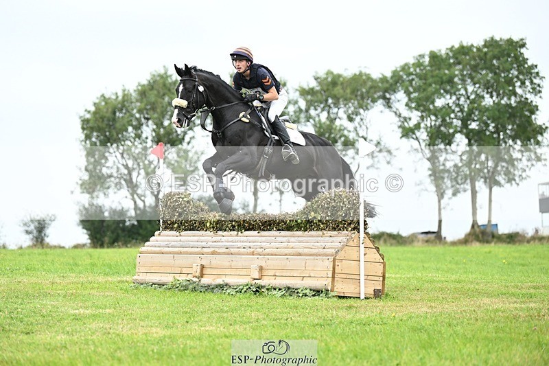 240831A-152726-04869 - 222-Max.Forster-HEVANS.ROYAL.REVOLUTION