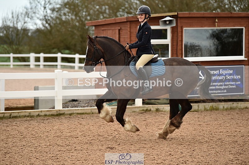 230402A-090144-04344 - Cls 30 85cm Amateur Quali