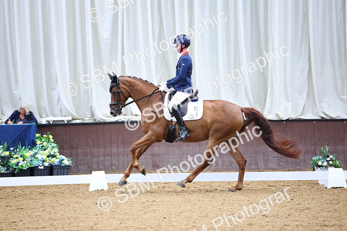 SBM_006057 - Class 5 - Novice 6 - 10.47-11.43