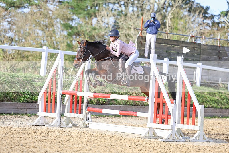 3E7A4297 - Class 9: 90cm open