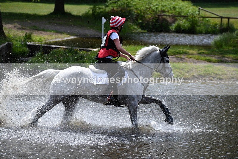 WJ5_6022 - Tweseldown 3-Phase Training (XC) 19-05-25