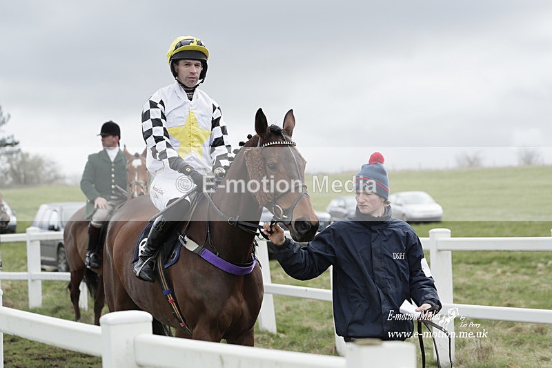 PtP 260323 0781 - New Forest Hounds Point-to-Point Larkhill 26/03/23