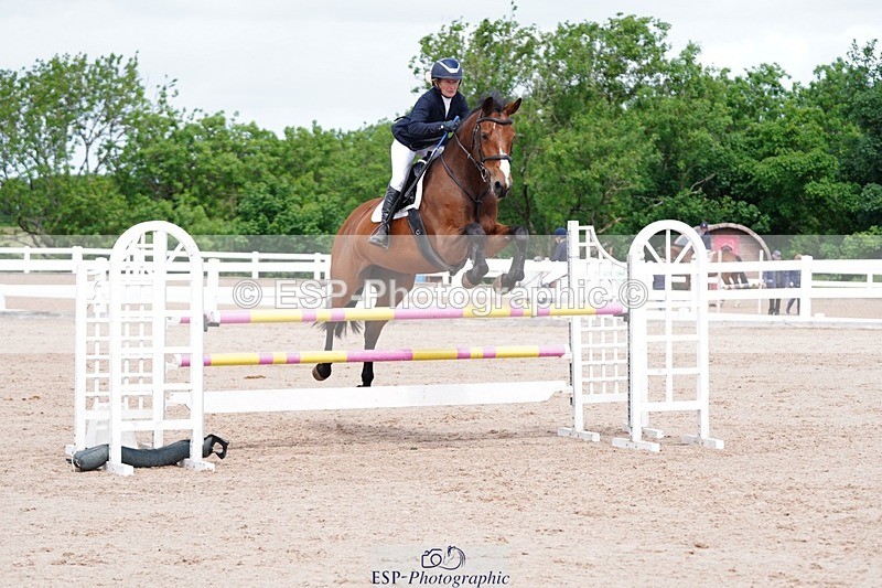 250525-114026-09269 - Cls 33 A&B Snr Disc & 1.00m Open