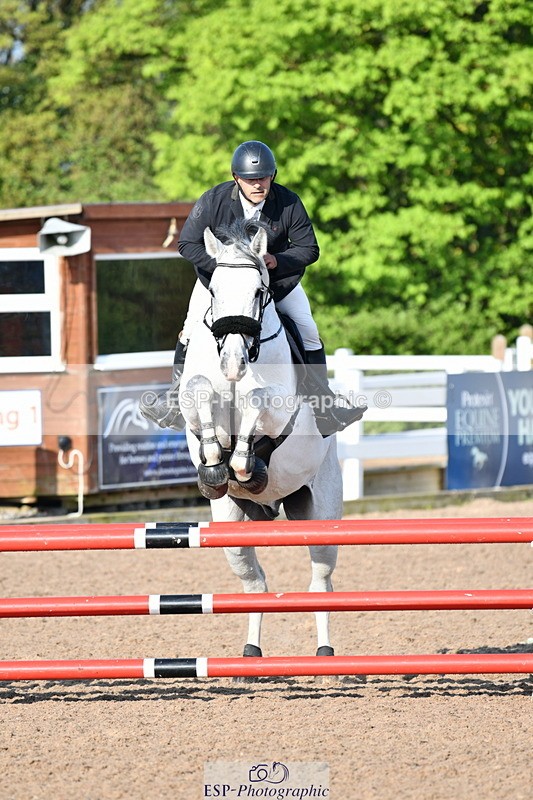 240512A-081433-16795 - Cls 39 British Novice and 90cm Open