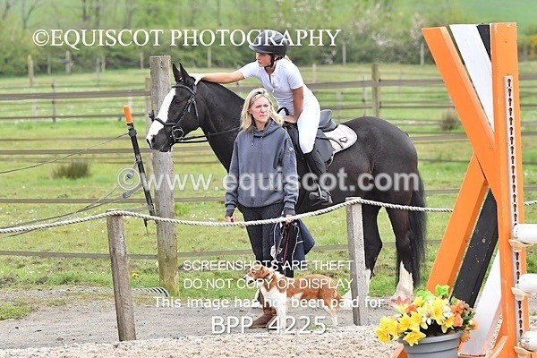 BPP_4225 - SUN CLASS 19 Club/ Unaff 80cms Open