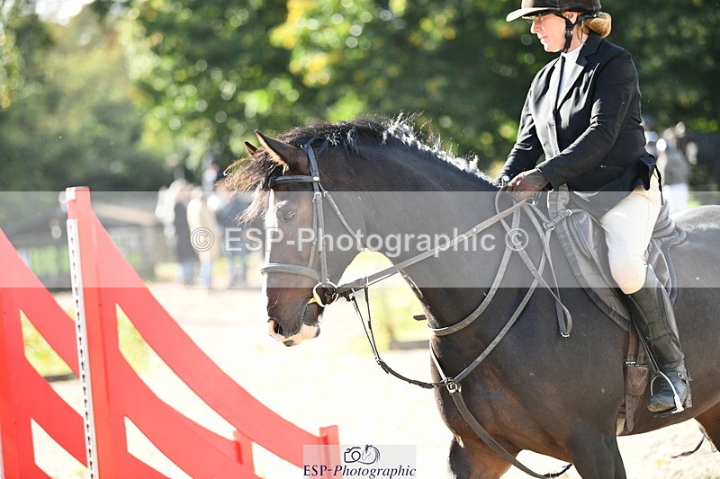 251004A-153348-01875 - Classes 8 & 9 70cm