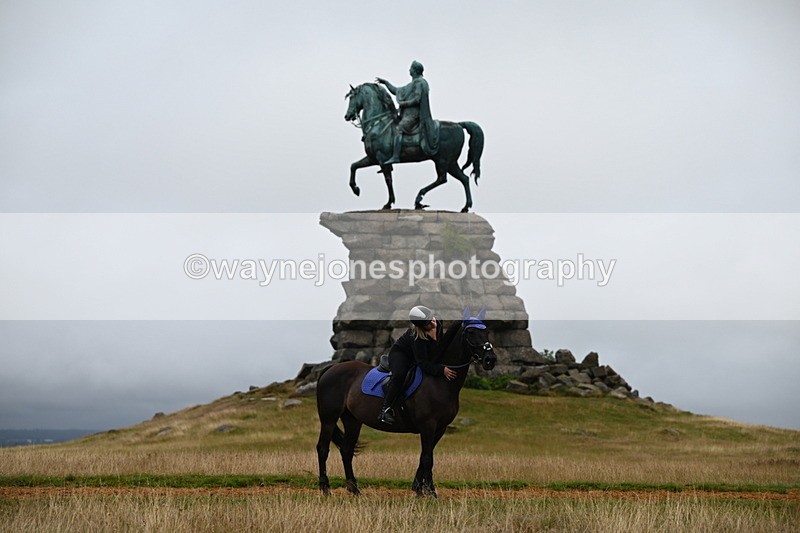 DSC_2194 - Time at Statue 12:13 to 12:32