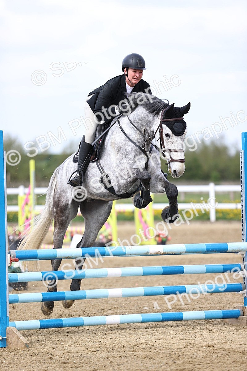 SBM_5237 - Class 9 - Senior British Novice - 90cm
