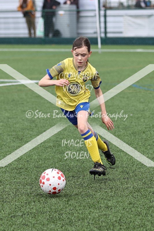 1DX31355 - Sat 6th U12 Girls