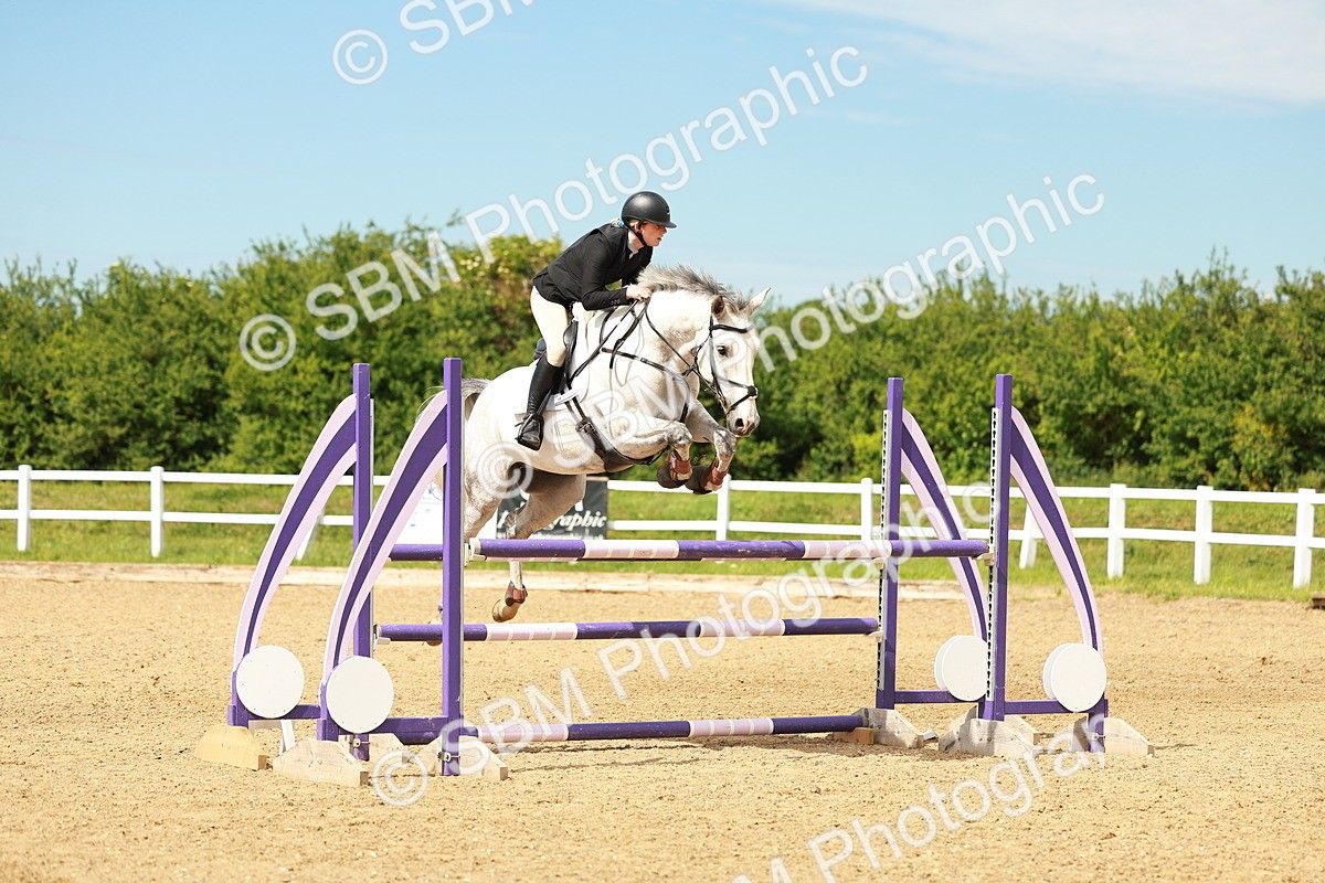 SBM_002363 - Class 4 - Senior Newcomers - 1.10m