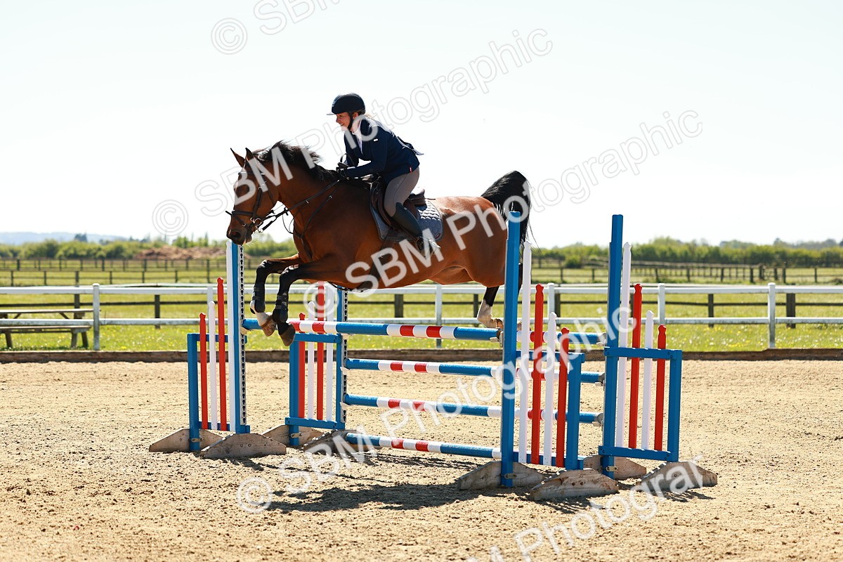 SBM_001270 - Class 4 - Senior Newcomers 1.10m