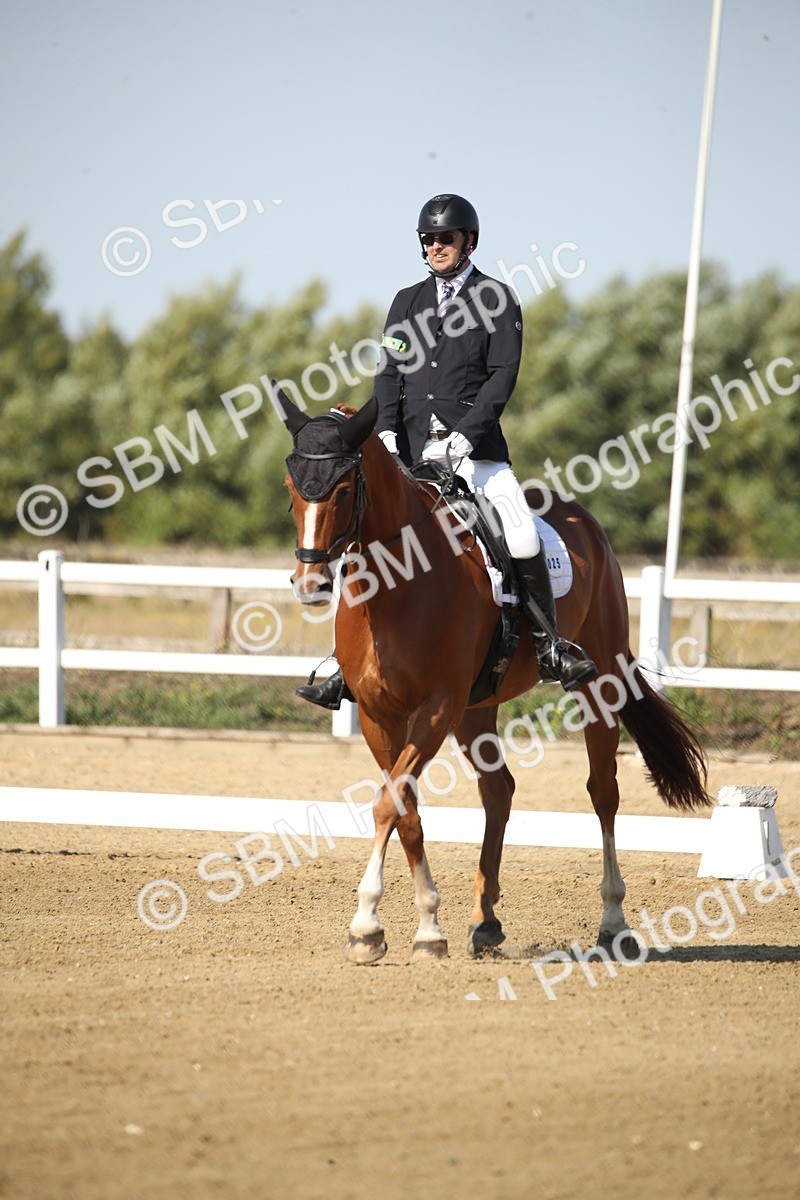 SBM_004084 - Class 11 - Novice 5 - 10.24-11.20