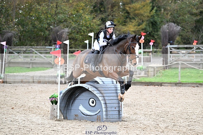 241117-140816-04436 - Cls 3 90-95cm 14.00 to 15.00