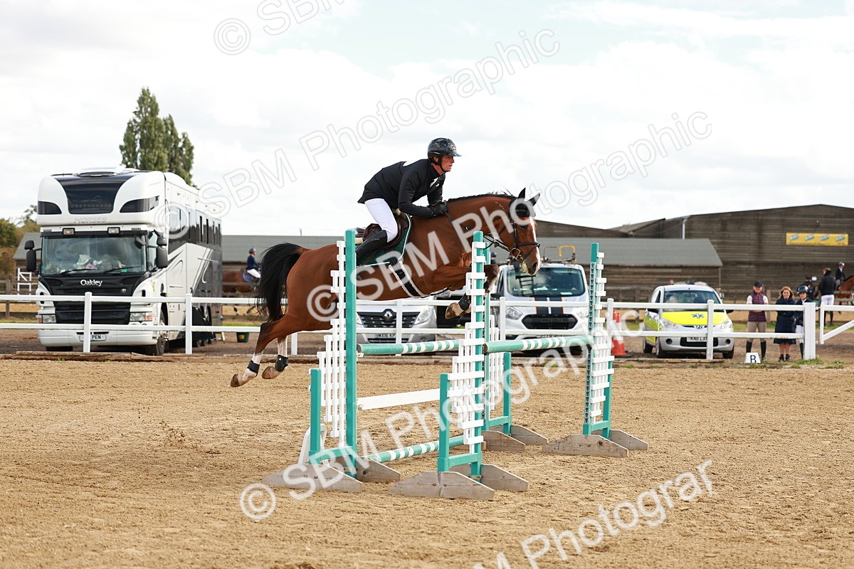SBM_001249 - Class 4 - Senior Newcomers - 1.10m