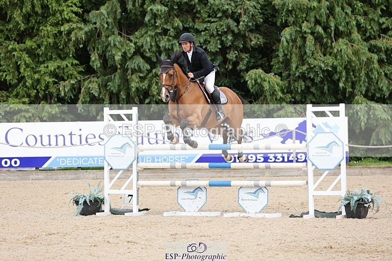 240711-160100-29235 - Cls 124 Foxhunter