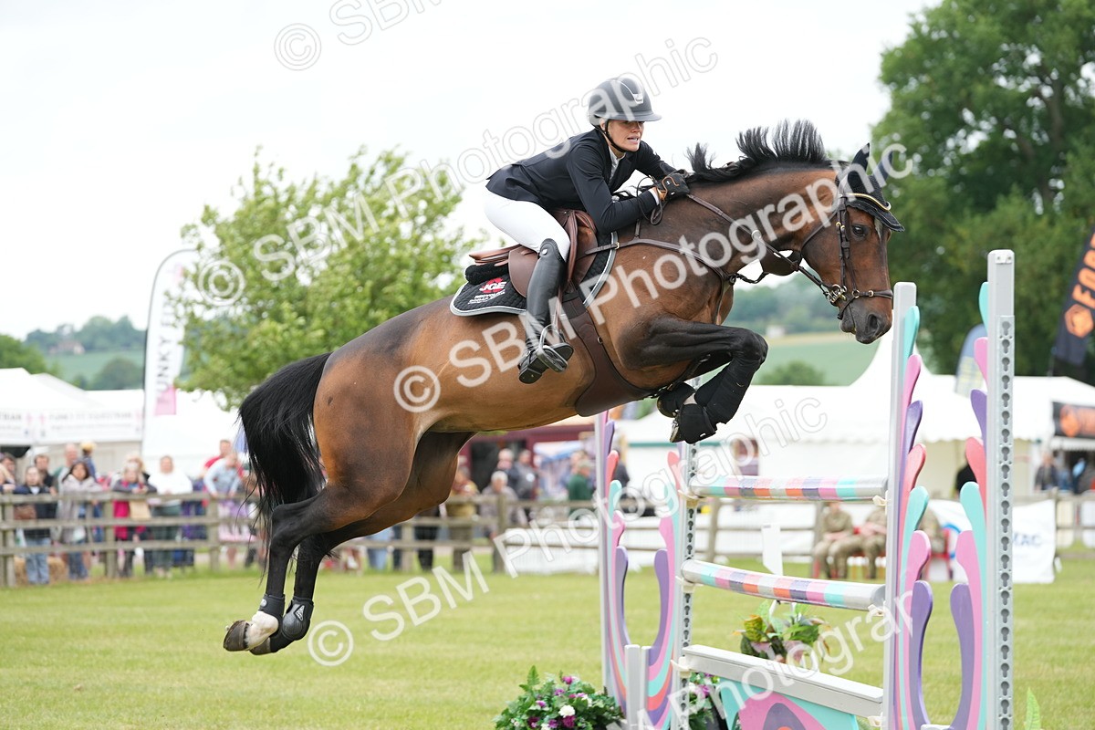 SBM_05204 - Class 201 - British Horse Feeds Speedi Beet Horse of the Year Show Grade  C