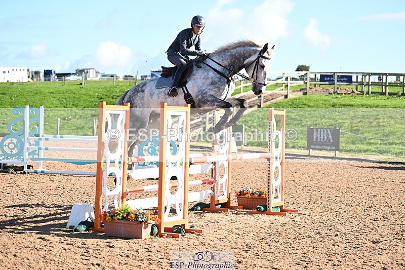 240912A-093703-00209 - Cls 1 Snr 1.05m & 1.10m Open