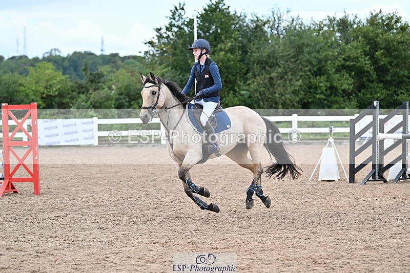 240908A-141210-04309 - Cls 20 A&B Pony Newc & 1.00m Opem