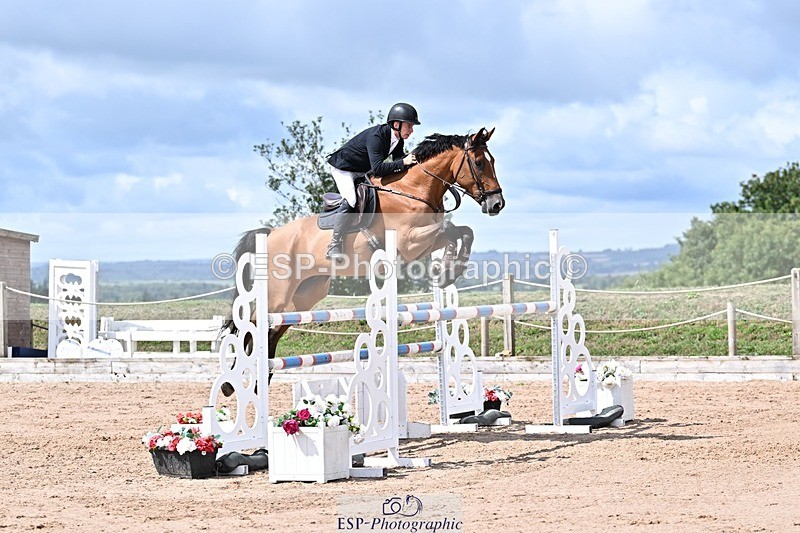 250731-113130-00581 - Cls 02 Snr Fox 1st Rnd