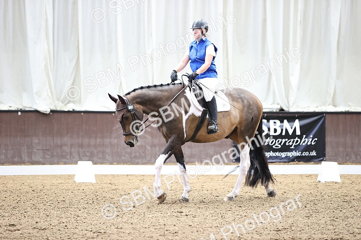 SBM_000501 - Novice 4 Warm Up