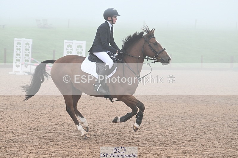 240907A-090950-00038 - Cls 1 Pony Intro 70cm