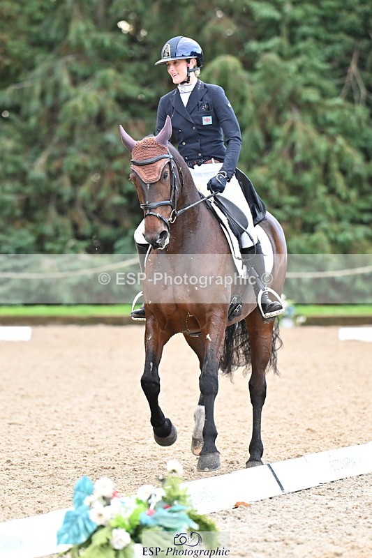 251023A-100922-00976 - A-007-Maja.Hullah