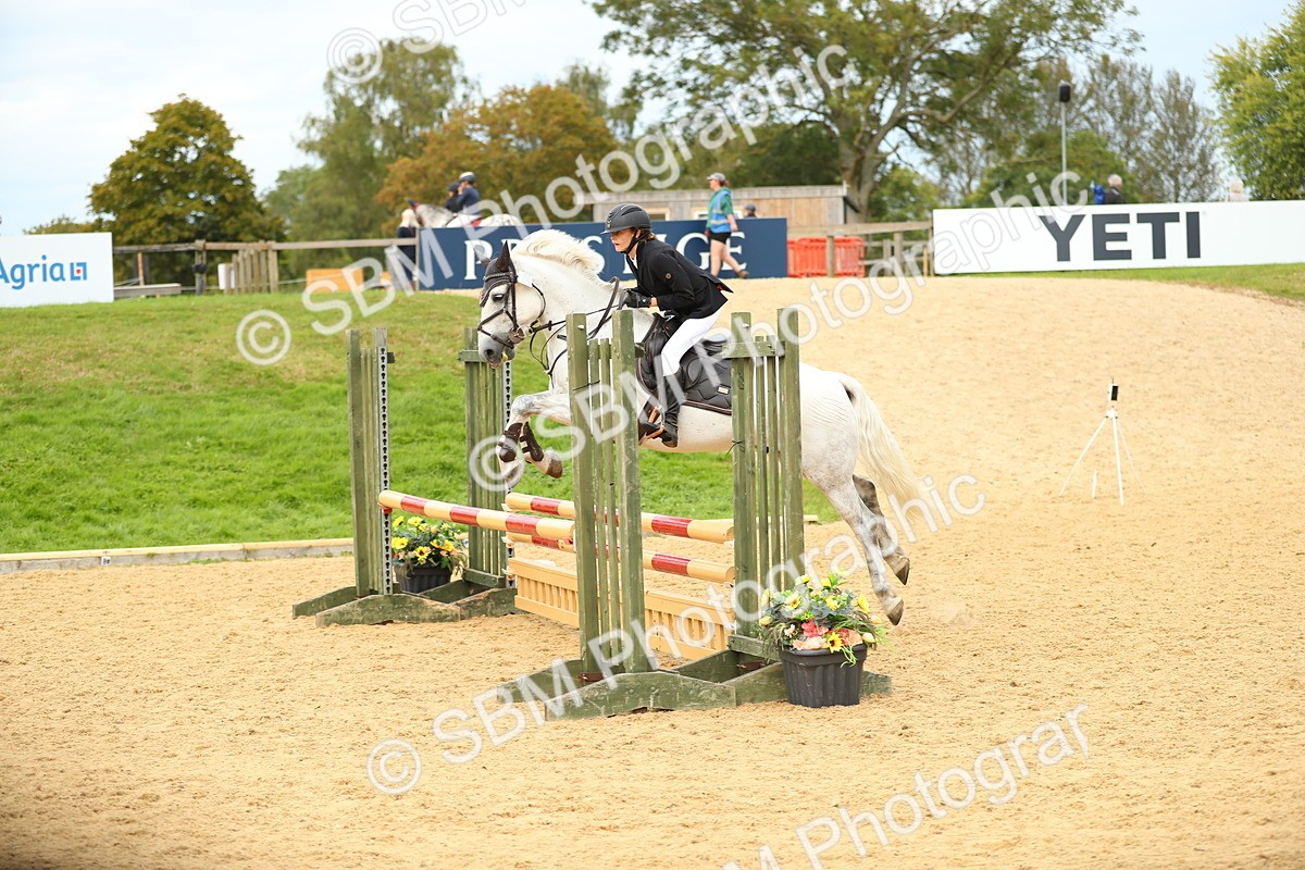 SBM_76008 - J19 - Junior 90cm Supreme Championship