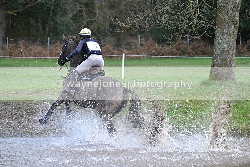 WJ7_3776 - Time 12:13 to 12:40