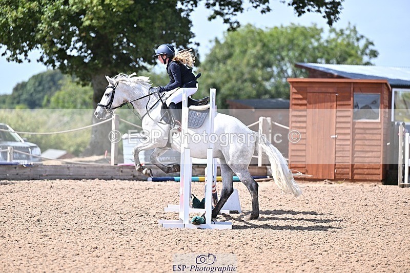 250826-144858-00031 - Clear Round and 60cm