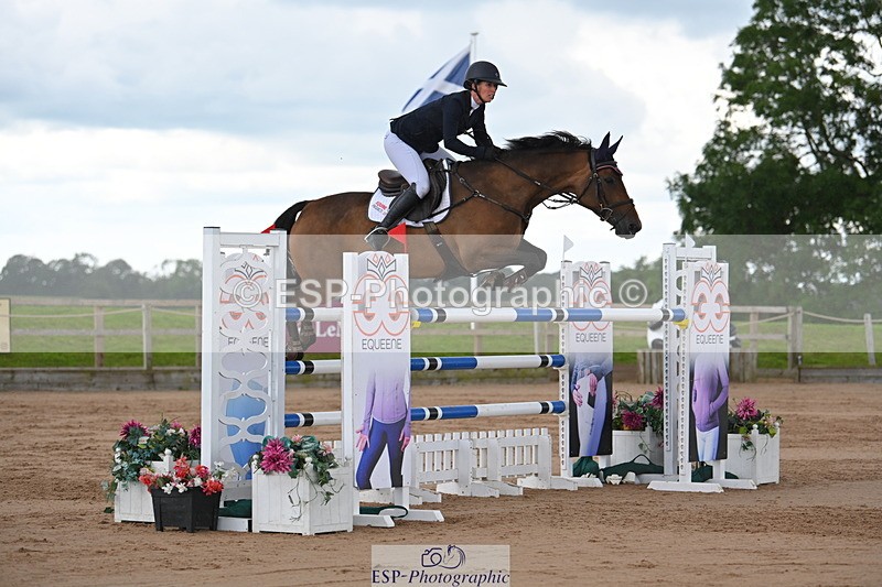 230721A-112453-05644 - Cls 6, 2 Star Medium 1.35m