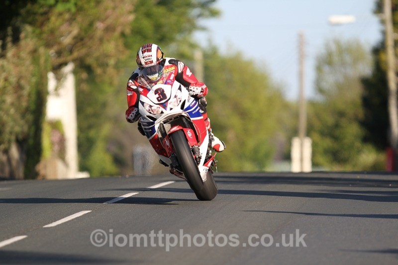 IMG_5227 - Thursday Practice  TT 2013