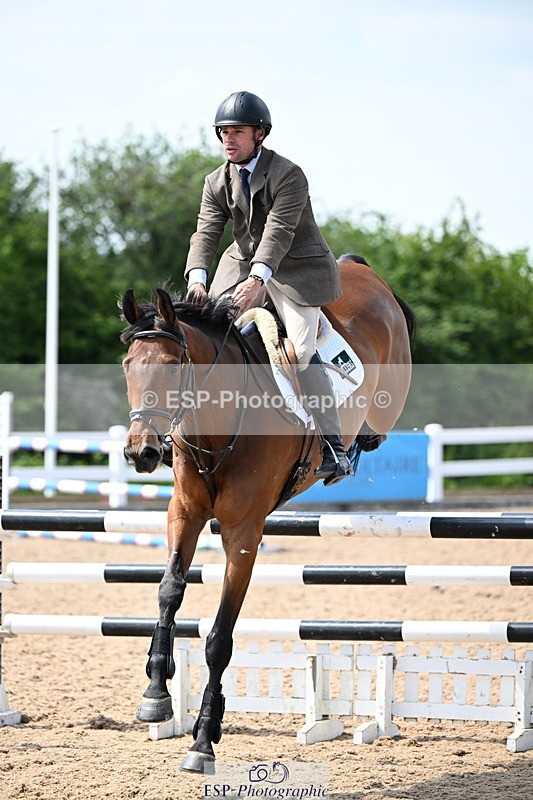 240605A-145537-00825 - Cls 4 Newcomers and 1.10m Open