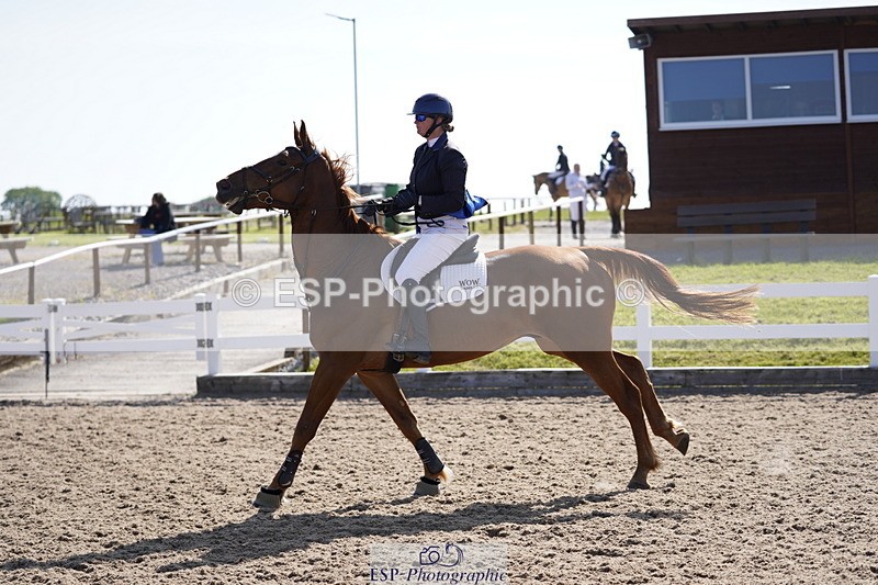 230527A-093016-03315 - Cls 19 British Novice & 90cm Open