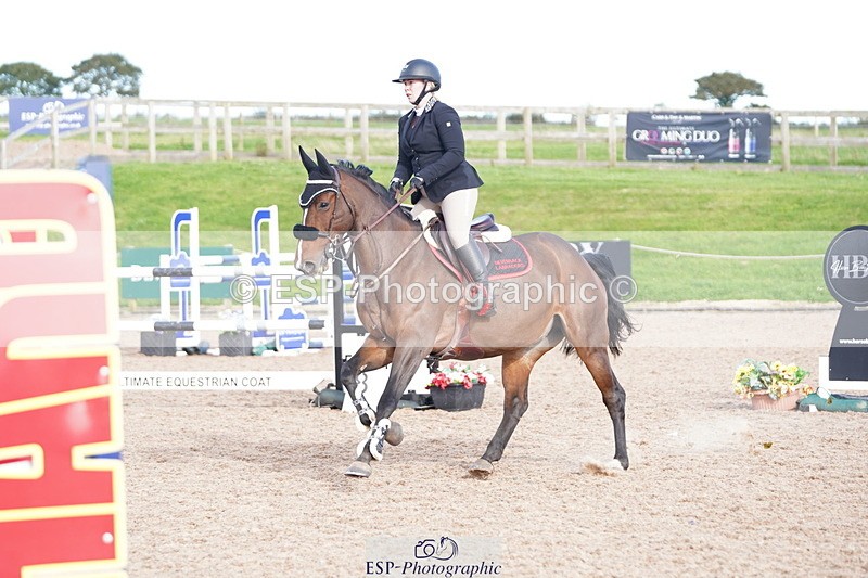 241005A-154136-05079 - SAT Cls 12 Snr Fox & 1.20m Open