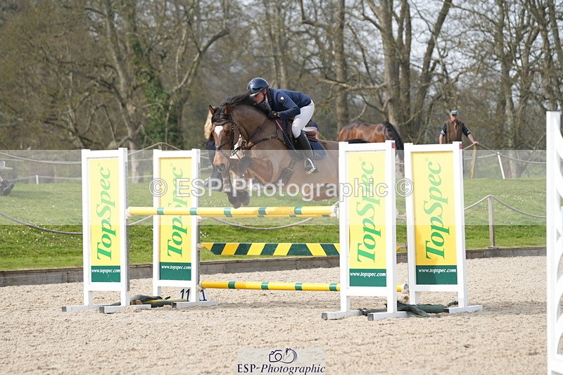 260322A-141324-01940 - 13 Foxhunter 1m 20 Open