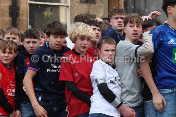 AA076418 - New Years Boys Ba'