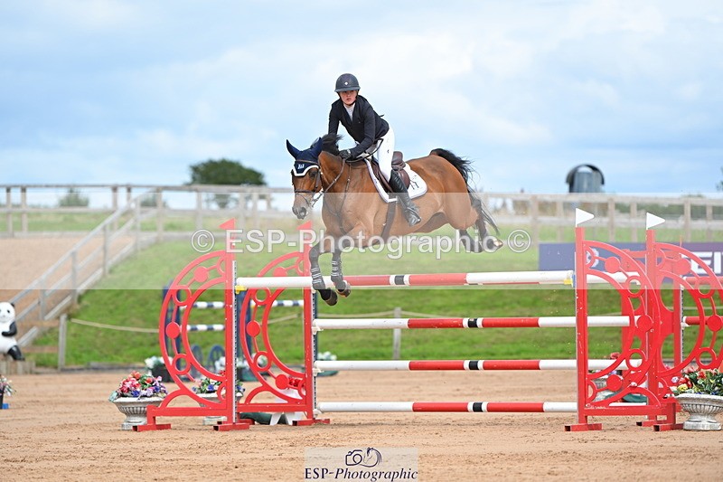 230721A-152821-07247 - Cls 10, 2 Star Big 1.45m Start to break