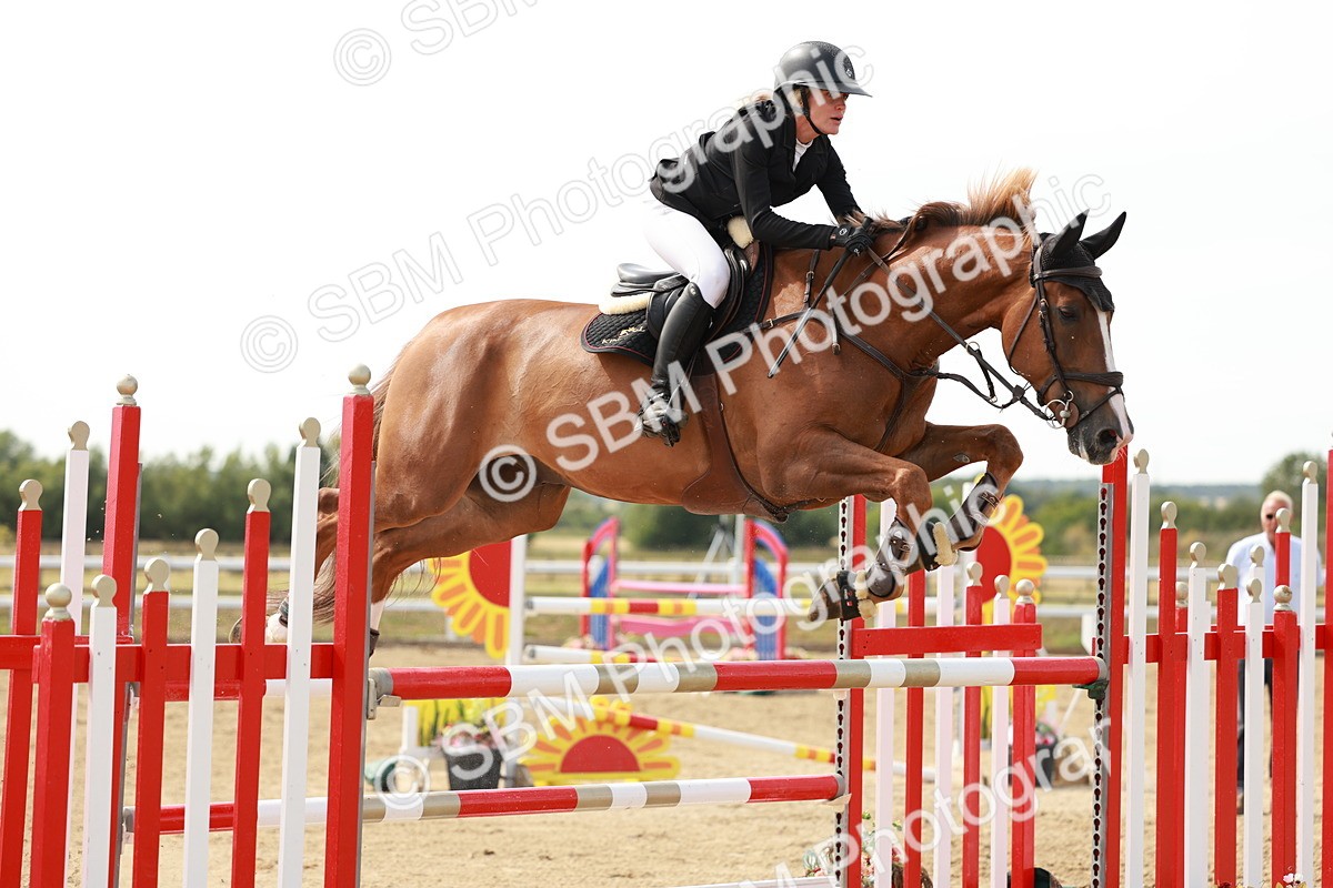 SBM_008149 - Class 4 - Senior Foxhunter - 1.20m Open