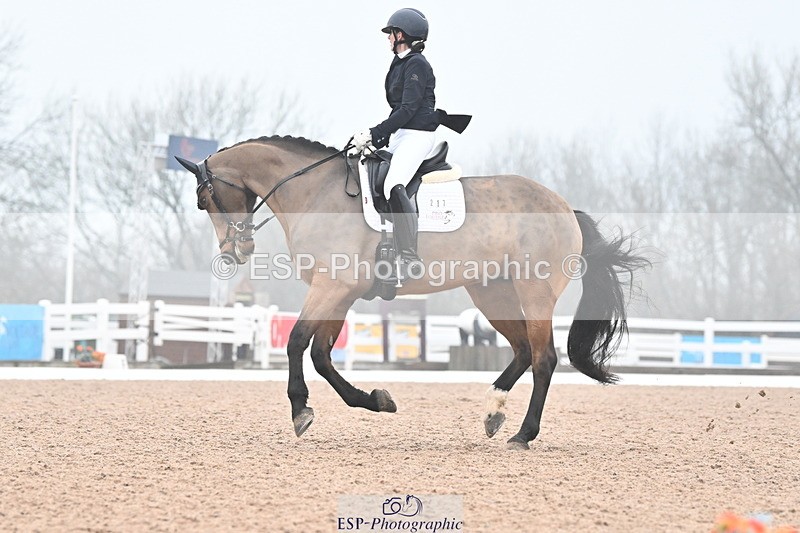 240217A-121903-02175 - 217-Louisa.Spencer.Smith-Lady.Natalie