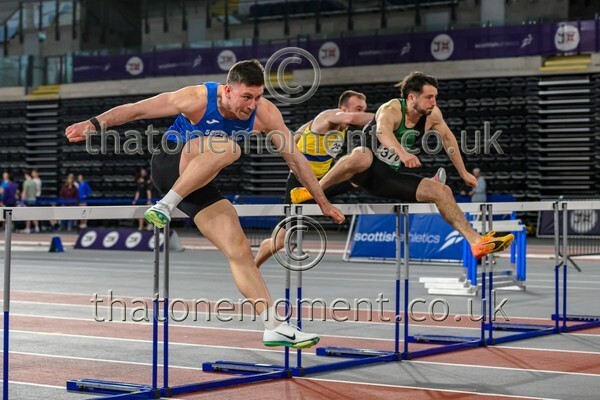 CEInv26-910629 - Track Male Set One