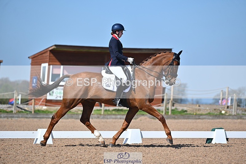 250405-104846-10031 - 120-Isabella.Caldwell-Don.Geniro