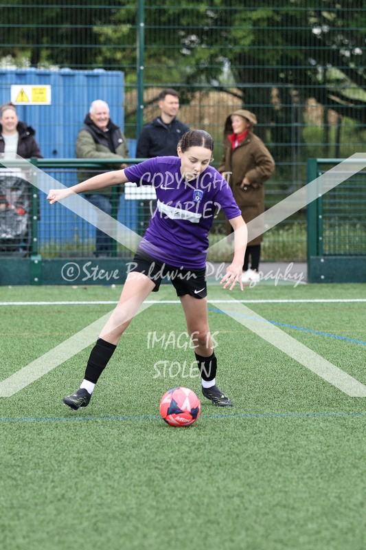 1DX31369 - Sat 6th U12 Girls