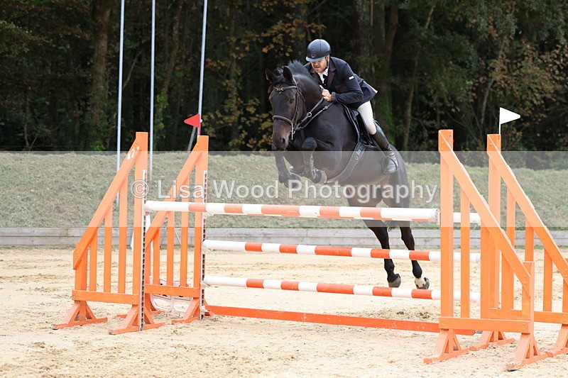 3E7A3414 - Class 9: Senior Foxhunter/1.20 open