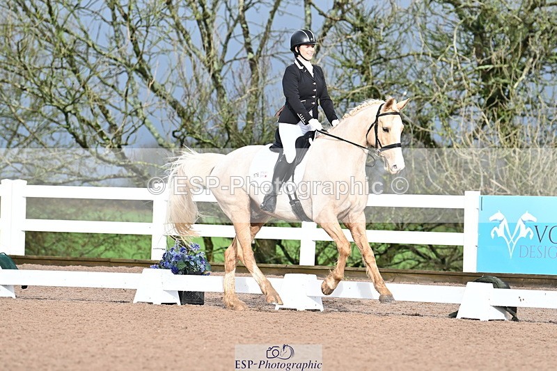 240218A-094553-04835 - 176-Kim.Walker-Dom.Perignon