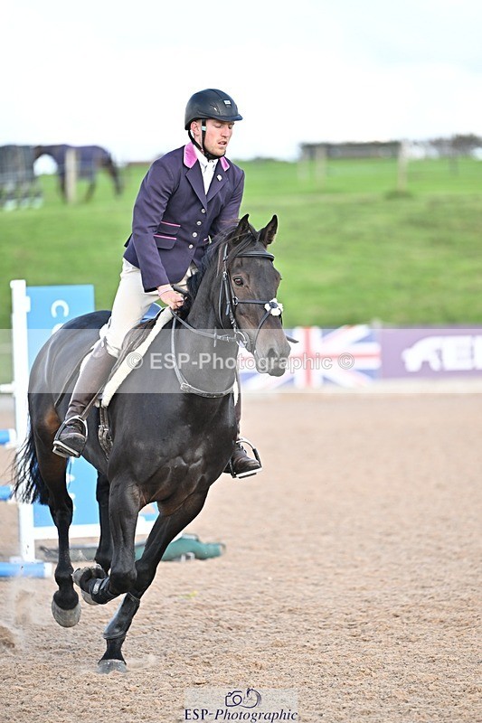 250924-140058-00507 - Cls 6 Foxhunter and 1.20m Open