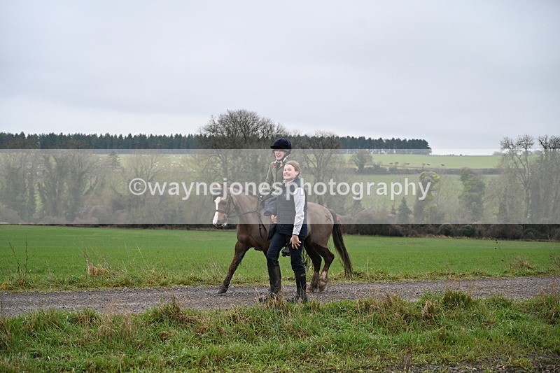 WJ7_9663 - Walk out..