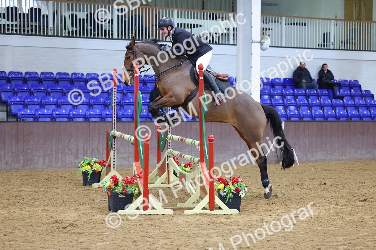 1I0A4905 - Class 9 - Senior Newcomers/ 1.10m Open