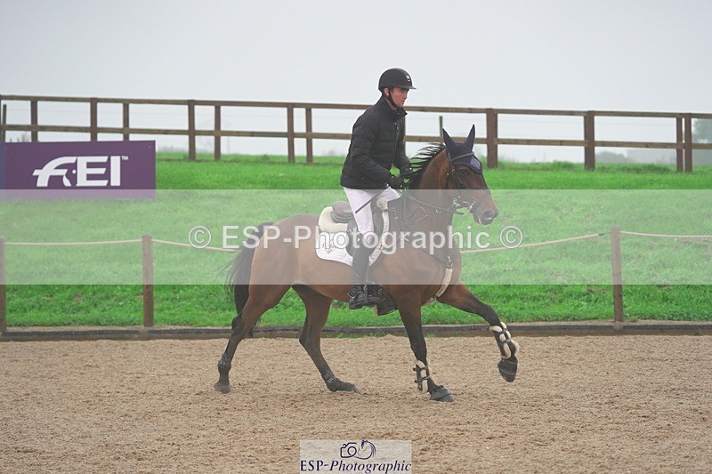 231017A-112618-06723 - Cls 26 Chard Equ Grand Prix